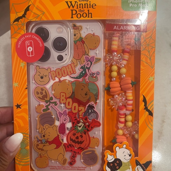 Disney BOO TO POOH IPHONE 16 PRO MAX CASE W JEWELED STRAP! New - Picture 7 of 7
